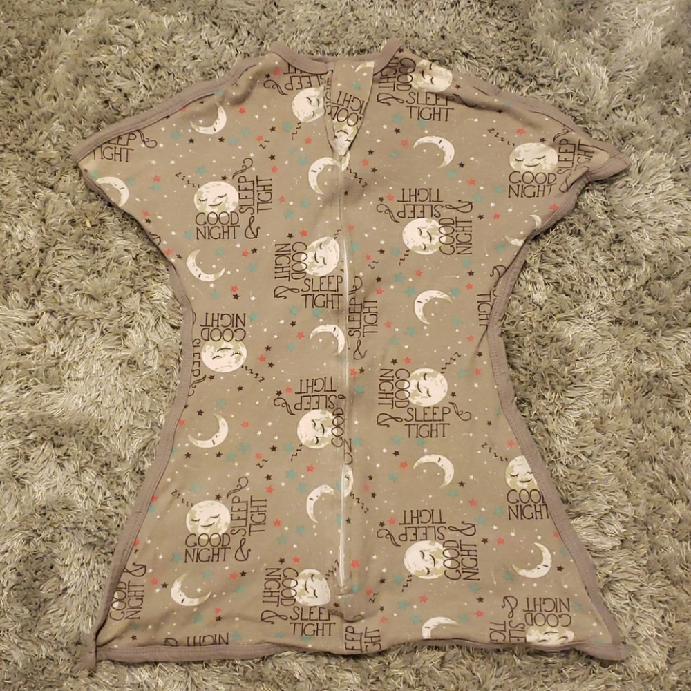 GUC Sleeping Baby Goodnight Moon Zipadee-Zip